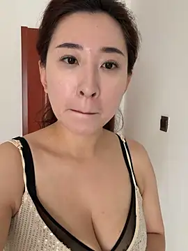 Jingjingxiang-520 online show from 05.25.26