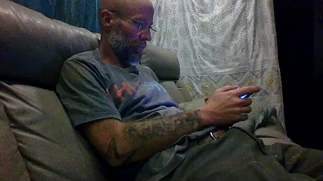 Snapshot of tittycum3636 chatting on 02.11.26 tittycum3636 online show from 02.11.26