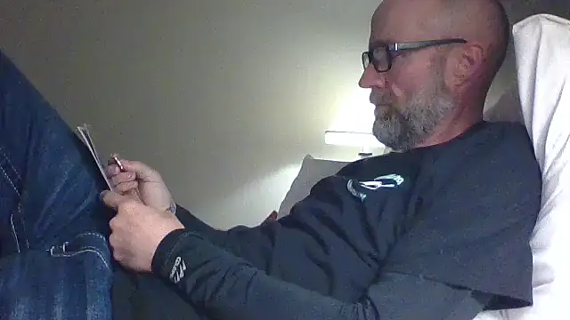 Snapshot of tittycum3636 chatting on 02.24.26 tittycum3636 online show from 02.24.26