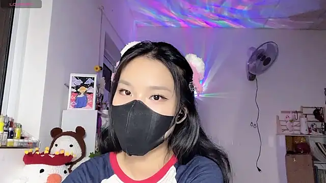 Tieu-May online show from 04.19.26