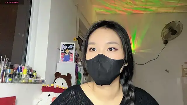 Tieu-May online show from 04.20.26