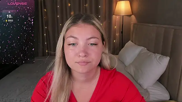 Snapshot of Angel__Grace chatting on 07.17.26 Angel Grace online show from 07.17.26