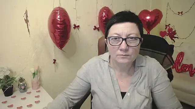 EmilyL0ve online show from 02.02.26