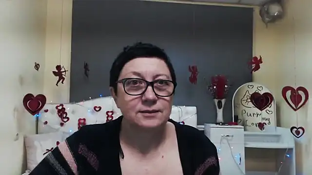 EmilyL0ve online show from 02.08.26