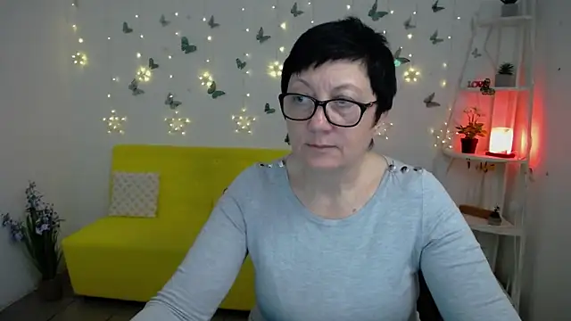 EmilyL0ve online show from 04.16.26