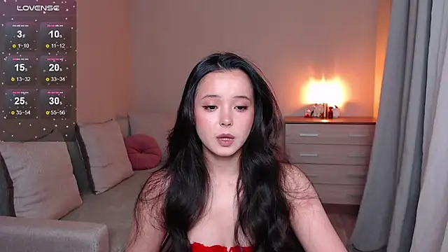 Snapshot of lia_hetty chatting on 11.22.25 lia hetty online show from 11.22.25