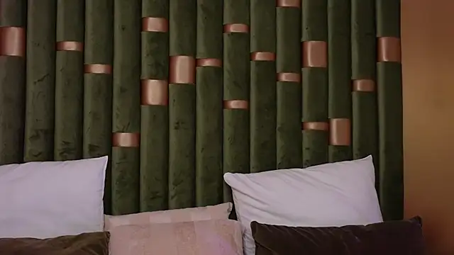 AmeliaAngel online show from 12.30.24