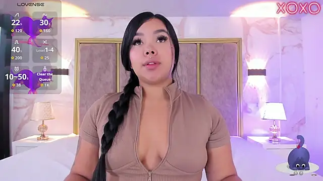 Snapshot of Liaevans__ chatting on 01.05.26 Liaevans online show from 01.05.26