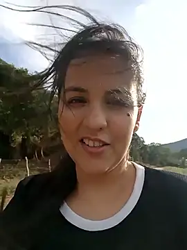 Snapshot of zaraluxx1 chatting on 01.11.26 zaraluxx1 online show from 01.11.26