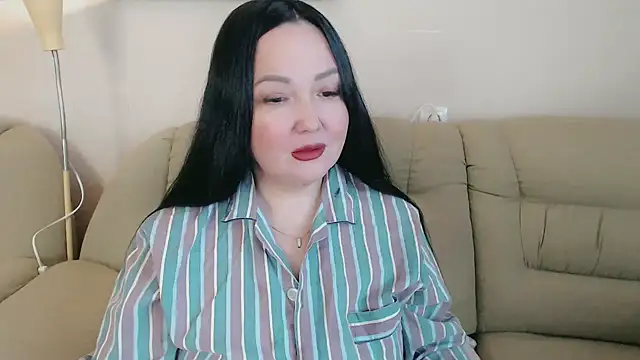 infinity loveliness online show from 11.17.25