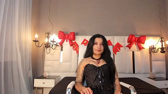 Snapshot of MAGIC_ISIS_ chatting on 02.11.26 MAGIC ISIS online show from 02.11.26