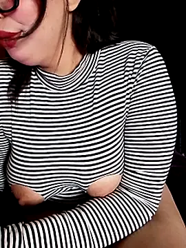 charmoutak nada online show from 03.02.26