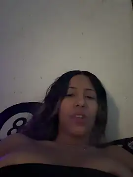 vicky bass  online show from 01.11.26