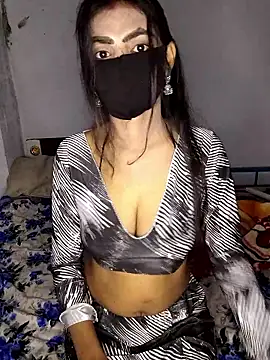 Snapshot of rani_coupleee chatting on 01.13.26 rani coupleee online show from 01.13.26