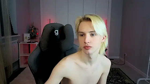 lucidangelok1 online show from 02.28.26