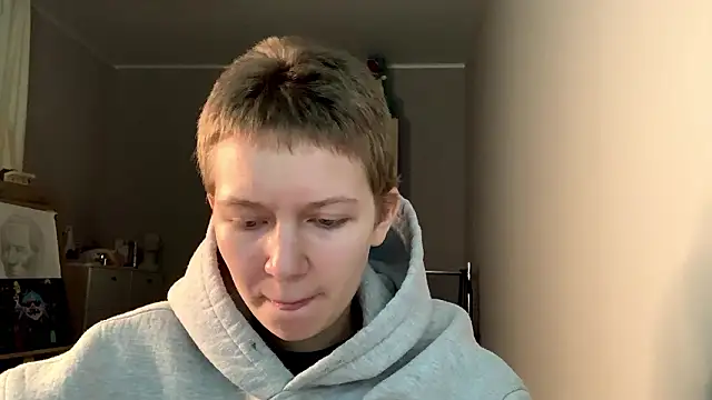 Snapshot of makeyousense chatting on 01.13.26 makeyousense online show from 01.13.26