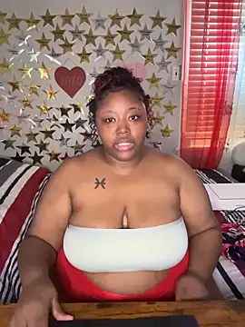 Snapshot of Chocolatebunnyxx96 chatting on 02.16.26 Chocolatebunnyxx96 online show from 02.16.26