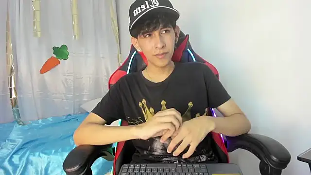 julian xx online show from 04.15.26