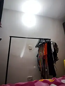 Snapshot of laperracobarde chatting on 01.09.26 laperracobarde online show from 01.09.26