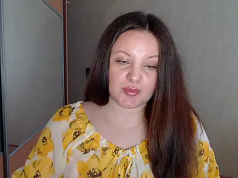 Sabrina Weaver online show from 04.07.26