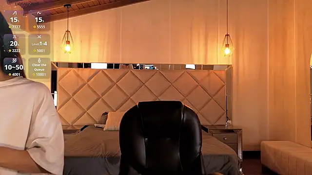 Snapshot of KayraLanne chatting on 05.28.26 KayraLanne online show from 05.28.26