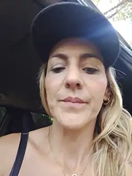 Snapshot of Monita_Med chatting on 05.31.26 Monita Med online show from 05.31.26
