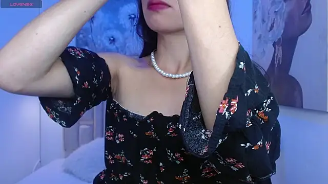 Nicolleth tk online show from 04.11.26