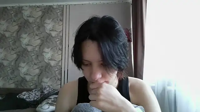 Snapshot of LxayBloom chatting on 02.11.26 LxayBloom online show from 02.11.26