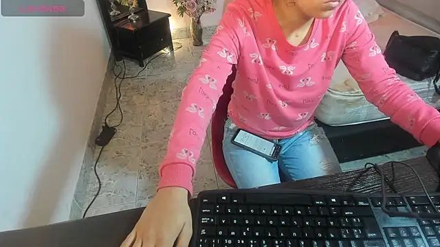 ZoeFox5 online show from 02.09.26