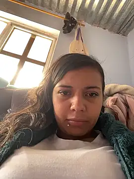 Snapshot of cinthia2011 chatting on 01.16.26 cinthia2011 online show from 01.16.26