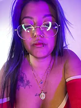 queen of you heart online show from 04.10.26