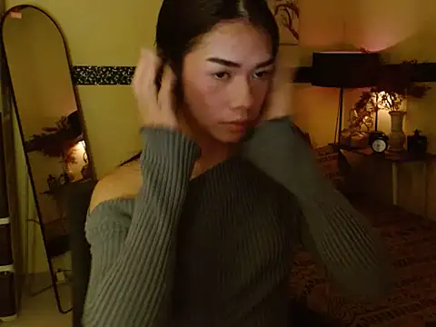 Snapshot of EnviousMaddie chatting on 01.12.26 EnviousMaddie online show from 01.12.26