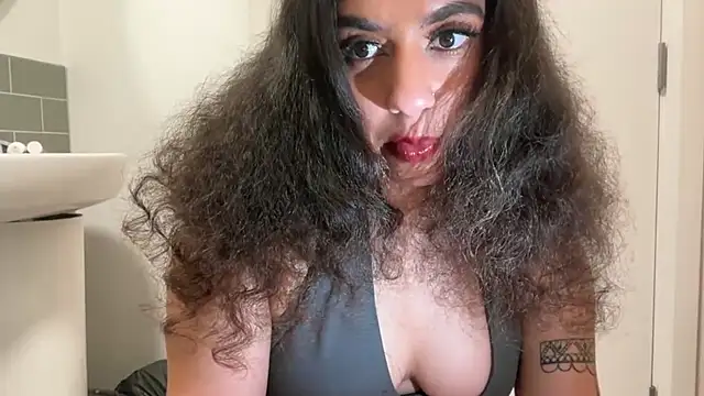 Snapshot of fayfay21@xh chatting on 03.17.26 fayfay21xh online show from 03.17.26