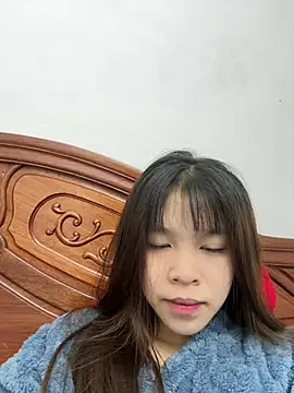 Snapshot of Lyli-122 chatting on 01.18.26 Lyli-122 online show from 01.18.26