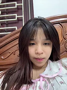 Snapshot of Lyli-122 chatting on 02.07.26 Lyli-122 online show from 02.07.26