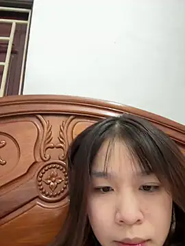 Snapshot of Lyli-122 chatting on 02.22.26 Lyli-122 online show from 02.22.26