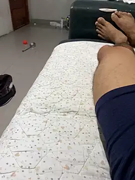 Snapshot of biggmine chatting on 02.14.26 biggmine online show from 02.14.26