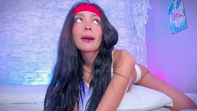 ayla lux online show from 02.15.26