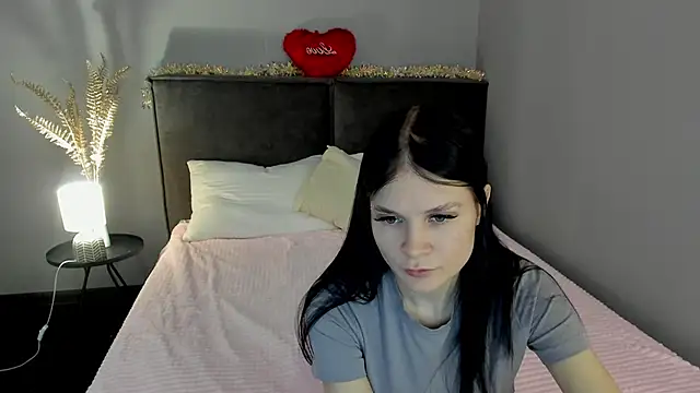 SkinyJoys online show from 02.14.26