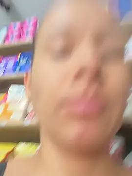 Snapshot of lannabellx chatting on 01.14.26 lannabellx online show from 01.14.26