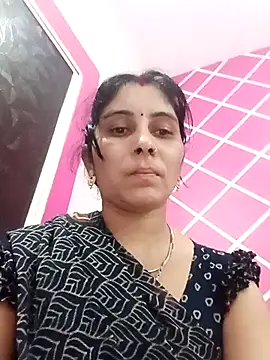 Snapshot of Hot_ree85 chatting on 02.25.26 Hot ree85 online show from 02.25.26