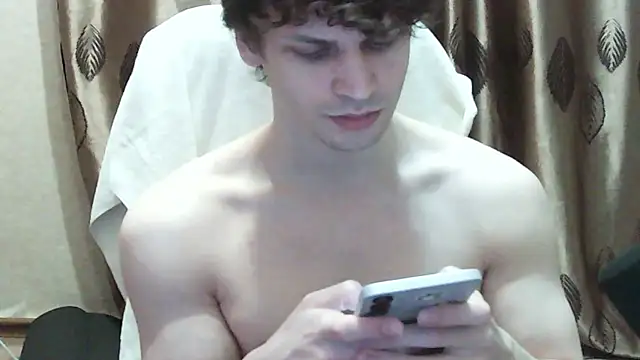 Snapshot of ShyDarko chatting on 01.10.26 ShyDarko online show from 01.10.26