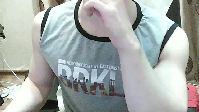 Snapshot of ShyDarko chatting on 01.11.26 ShyDarko online show from 01.11.26