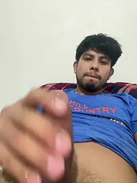 Snapshot of Eddeen chatting on 01.12.26 Eddeen online show from 01.12.26