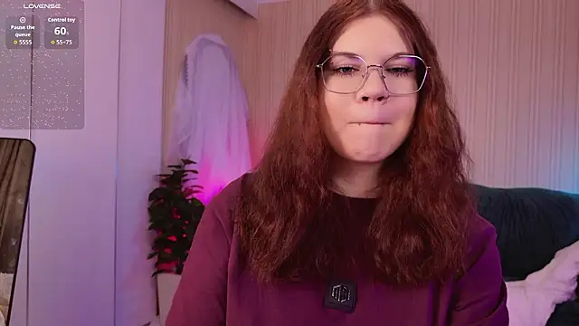 Snapshot of A_Lot_of_Bunny chatting on 02.22.26 A Lot of Bunny online show from 02.22.26