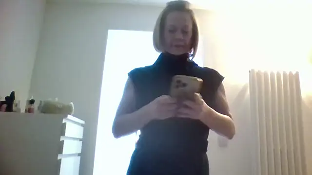 Milfshake227 online show from 03.06.26