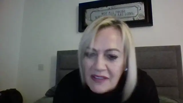 Milfshake227 online show from 03.22.26