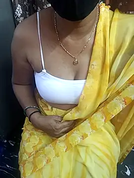 Snapshot of Flora_Telugu chatting on 02.08.26 Flora Telugu online show from 02.08.26