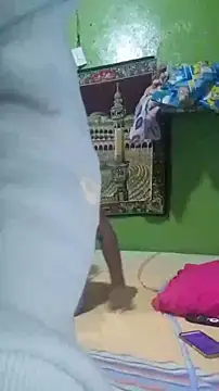 Isabel and Heckler online show from 02.12.26