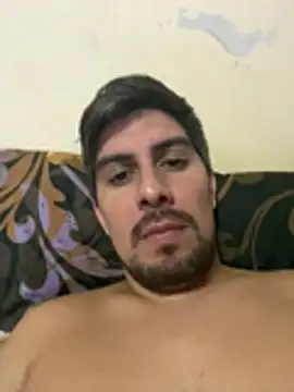 Snapshot of Llavedepalanca chatting on 04.24.26 Llavedepalanca online show from 04.24.26